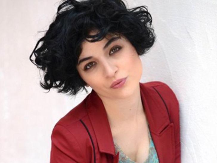 Gonca Vuslareri yüzük takma töreni yaptı G2