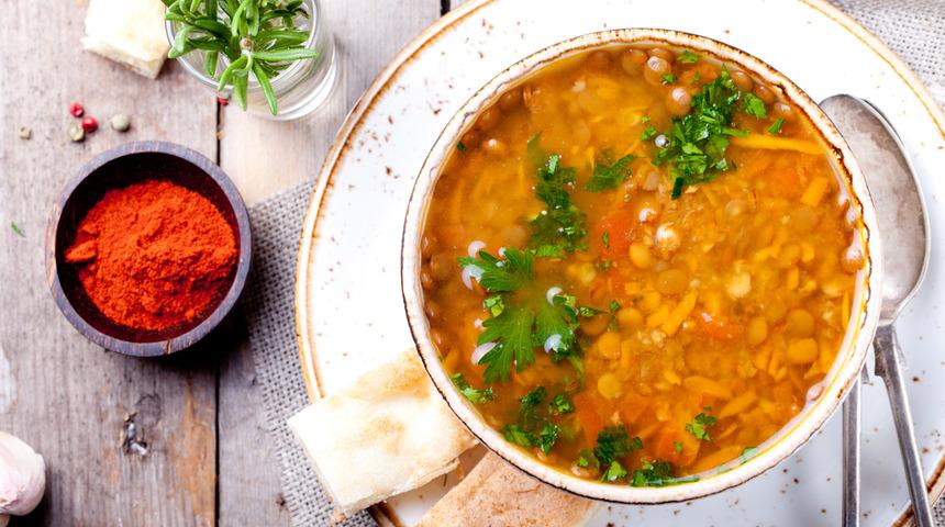 Erişteli yeşil mercimek çorbası tarifi