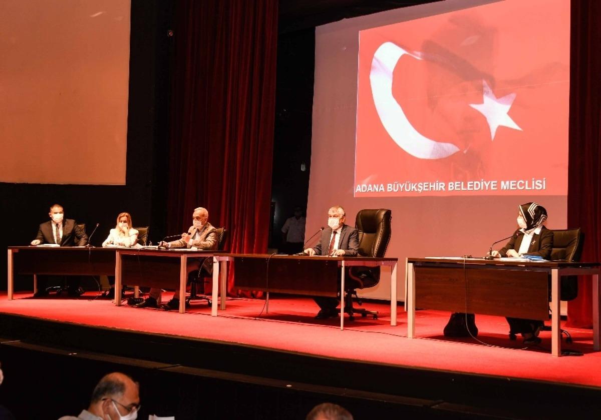 Adana B&uuml;y&uuml;kşehir Belediye Meclisi olağan&uuml;st&uuml; toplandı