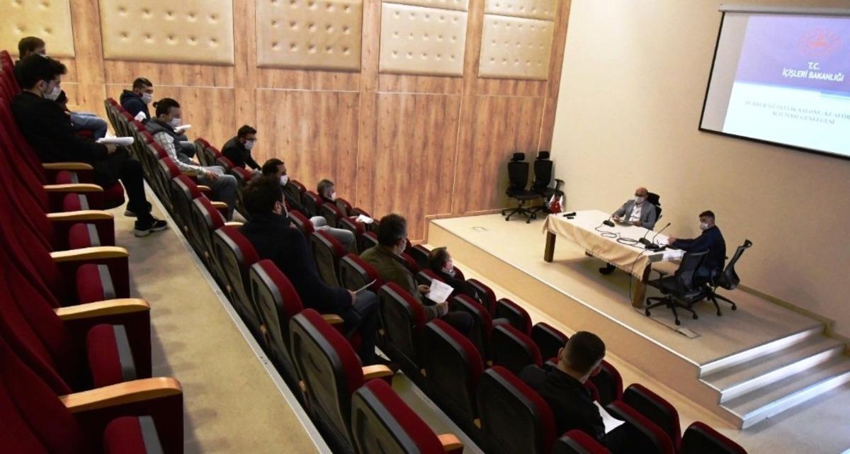 Yalova&rsquo;da berber ve kuaf&ouml;rlerle yeni d&ouml;nem g&ouml;r&uuml;ş&uuml;ld&uuml;