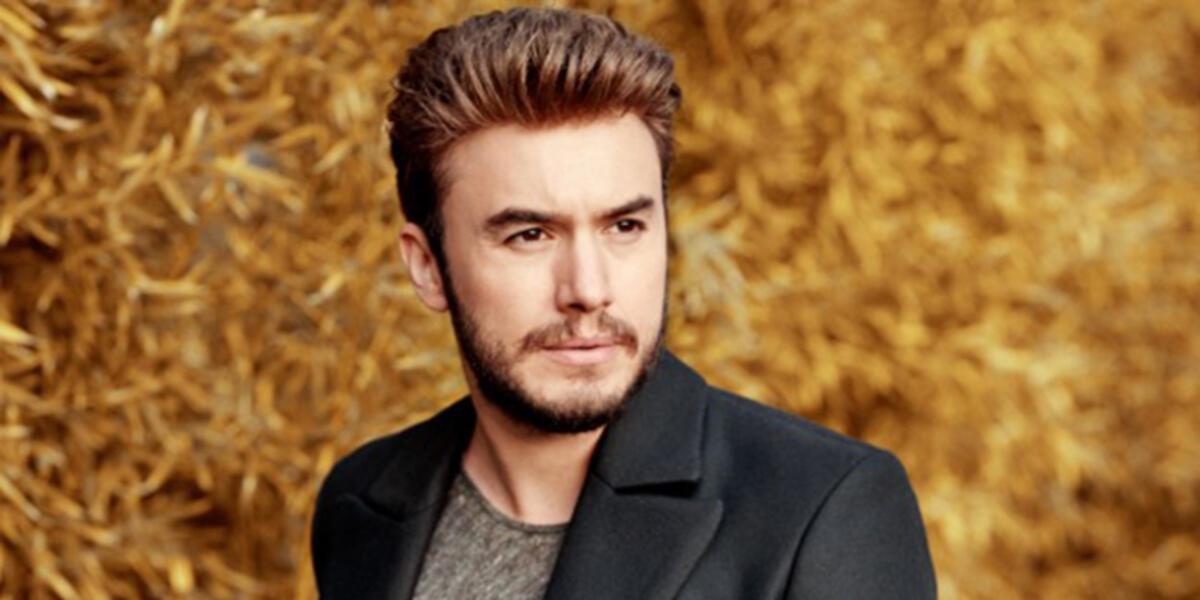 Mustafa Ceceli'nin seneler &ouml;nceki g&ouml;r&uuml;nt&uuml;s&uuml; şaşkına &ccedil;evirdi