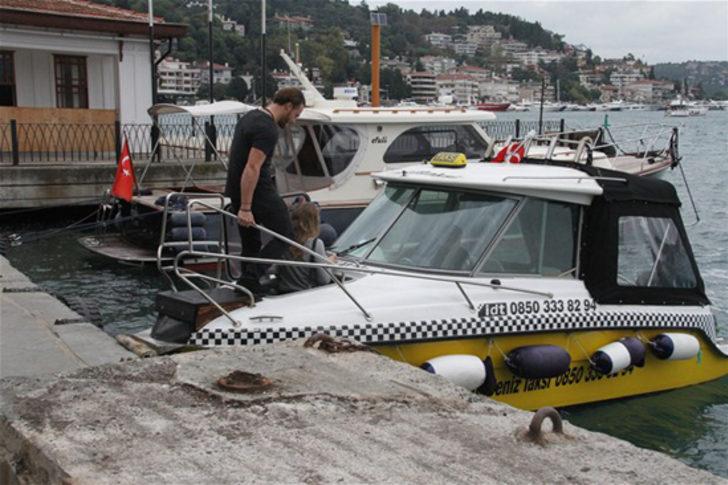 Kerem Bürsin-Serenay Sarıkaya çifti el ele G1