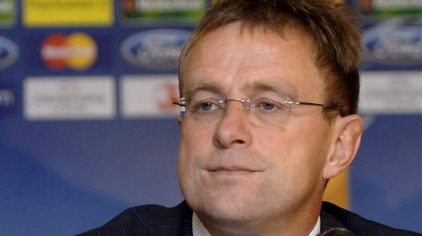 Ralf Rangnick, teknik direktörlük için Milan ile görüştü