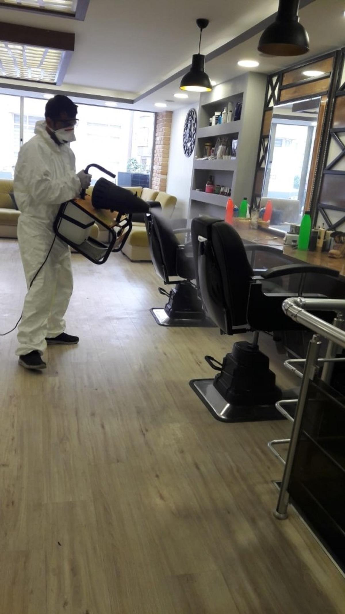 D&ouml;rtyol&rsquo;da berber ve kuaf&ouml;rler dezenfekte edildi