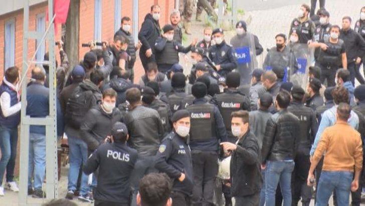 Grup Yorum üyesi İbrahim Gökçek'in cenazesinde gerginlik! Çok sayıda kişiye gözaltı G1