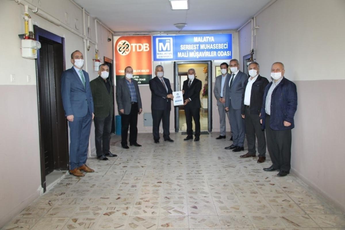 G&uuml;der&rsquo;dan muhasebecilere maske