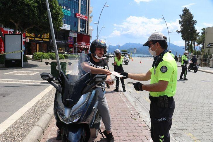 Marmaris’te sürücüler broşürle bilgilendirildi G2