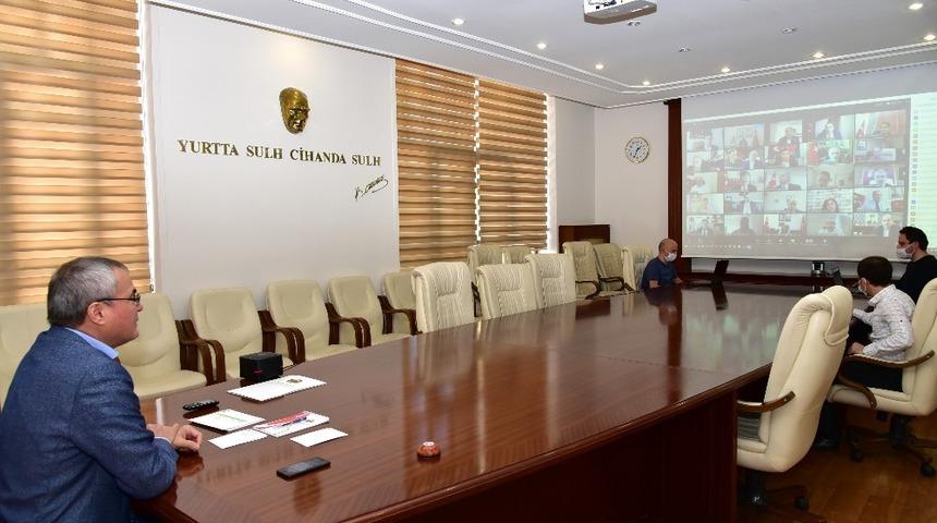 Manisa&rsquo;da Covid-19 tedbirleri g&ouml;r&uuml;ş&uuml;ld&uuml;