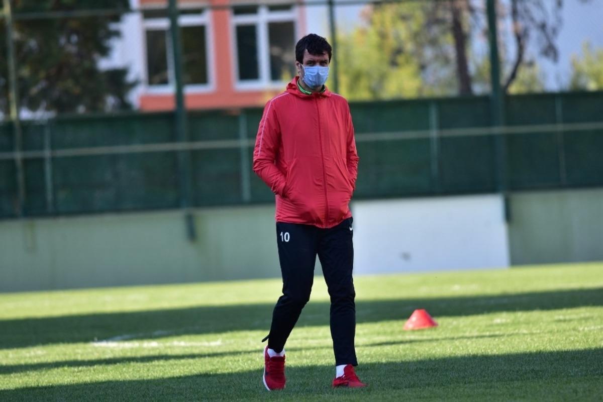 Manisa FK, Cihat Arslan y&ouml;netiminde hazırlıklarını s&uuml;rd&uuml;r&uuml;yor