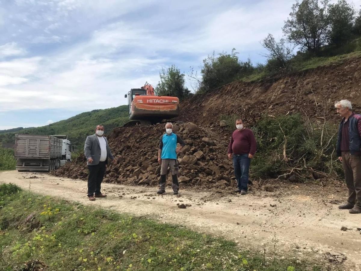 Heyelan b&ouml;lgesinde hummalı &ccedil;alışma