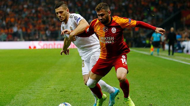 Real Madridli Luka Jovic'in sağ ayağında kırık tespit edildi