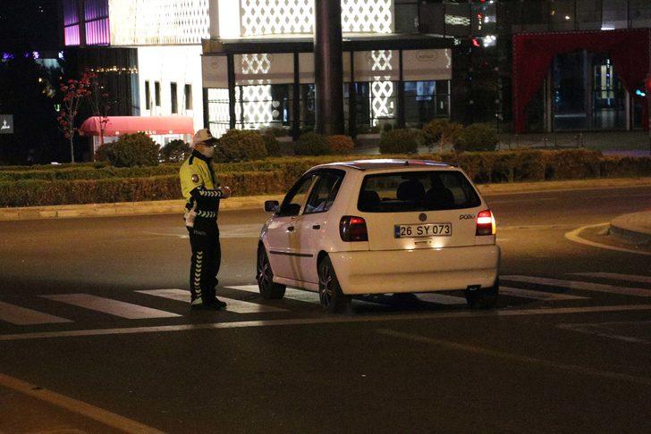 Son dakika! 24 ilde 2 günlük sokağa çıkma kısıtlaması başladı G5