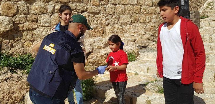 Yeşilay evde kalan çocukları sevindirdi G4