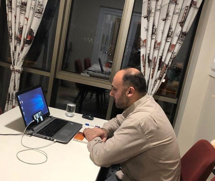 UDEF Başkanı Bolat, Eskişehir’de yaşayan misafir öğrencilere konuştu G2