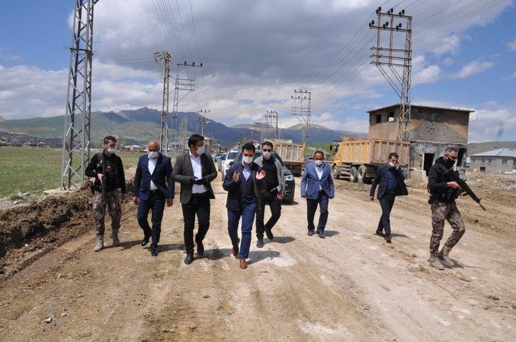 Yüksekova yol yapım çalışmalarına start verildi G1