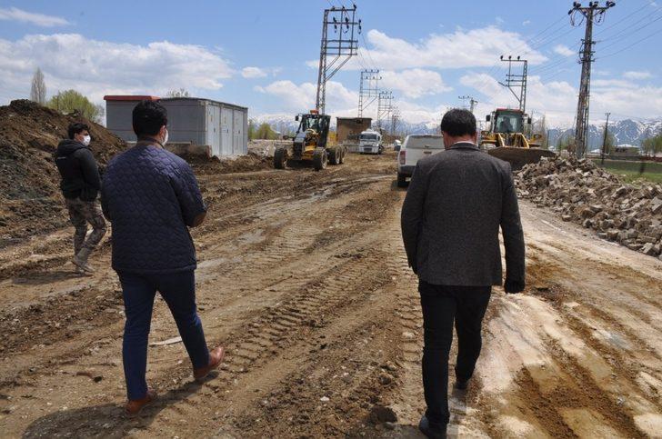 Yüksekova yol yapım çalışmalarına start verildi G5