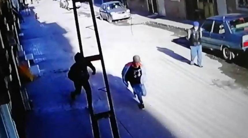 Telefon hırsızları kamerada