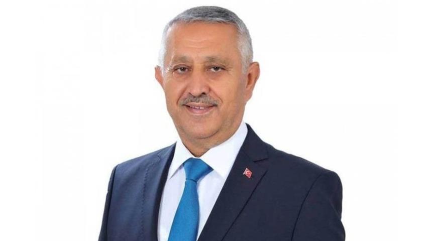 Başkan Zeybek Anneler G&uuml;n&uuml;&rsquo;n&uuml; kutladı