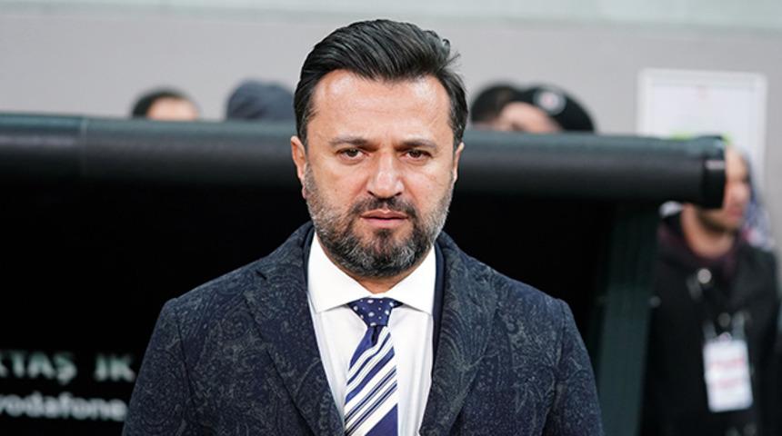 Bülent Uygun eşine olan aşkını şiirle anlattı