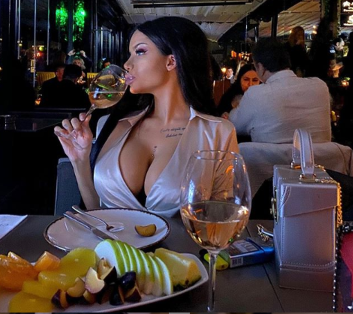 Enise Sude Can Yaman'ın mesajlarını ifşa etti! 'Canlı gördüğünde...' G2