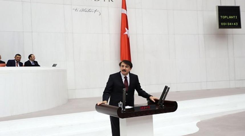 Milletvekili Aydemir&rsquo;den İngiliz basınındaki maske iddialarına tepki