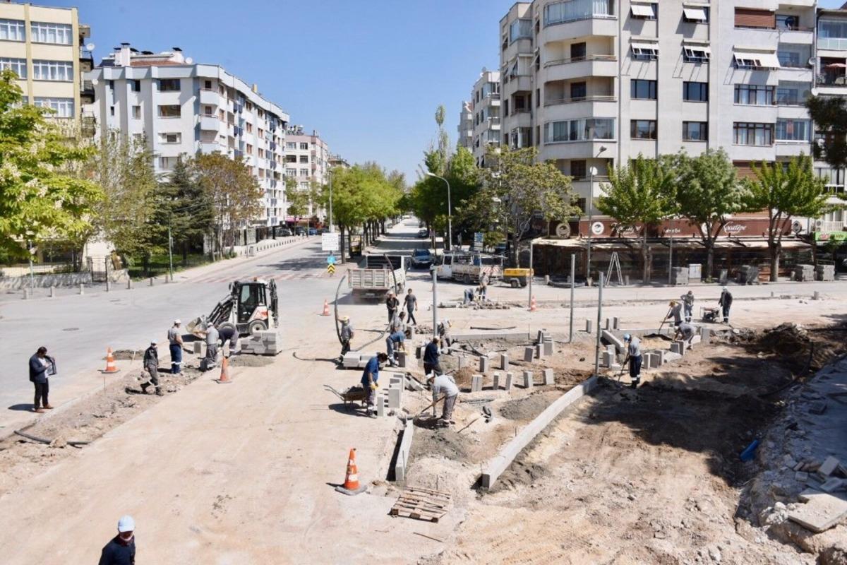 Konya B&uuml;y&uuml;kşehir trafiği rahatlatacak d&uuml;zenlemelere devam ediyor