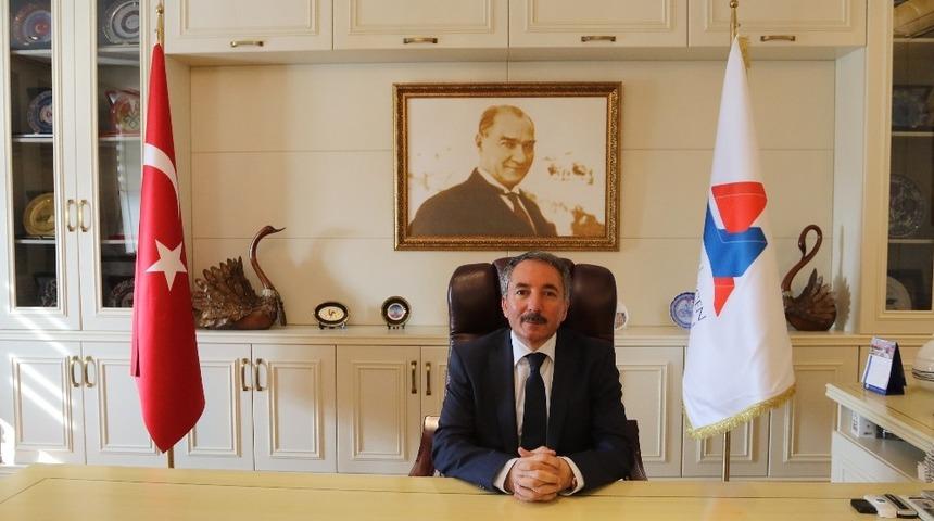 Rekt&ouml;r Karabulut&rsquo;tan Anneler G&uuml;n&uuml; mesajı