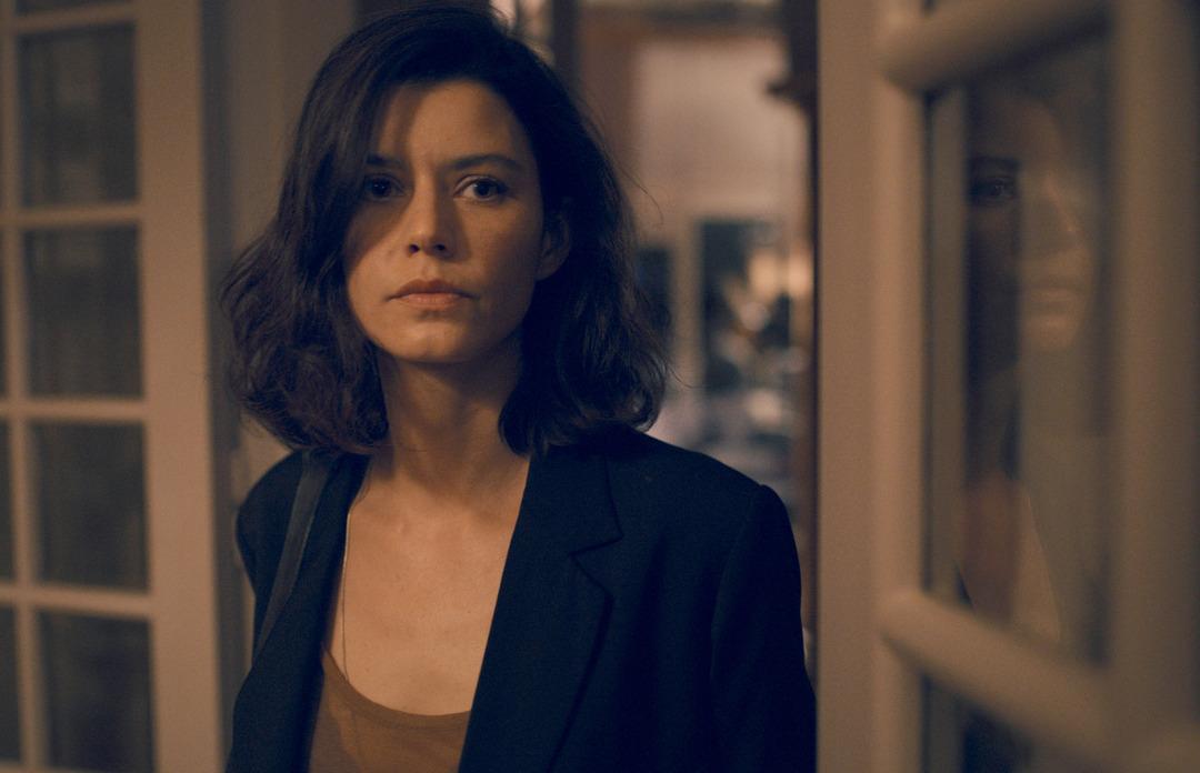 &Uuml;nl&uuml; isimlerden Anneler G&uuml;n&uuml; mesajları! Beren Saat'tan ilgin&ccedil; not