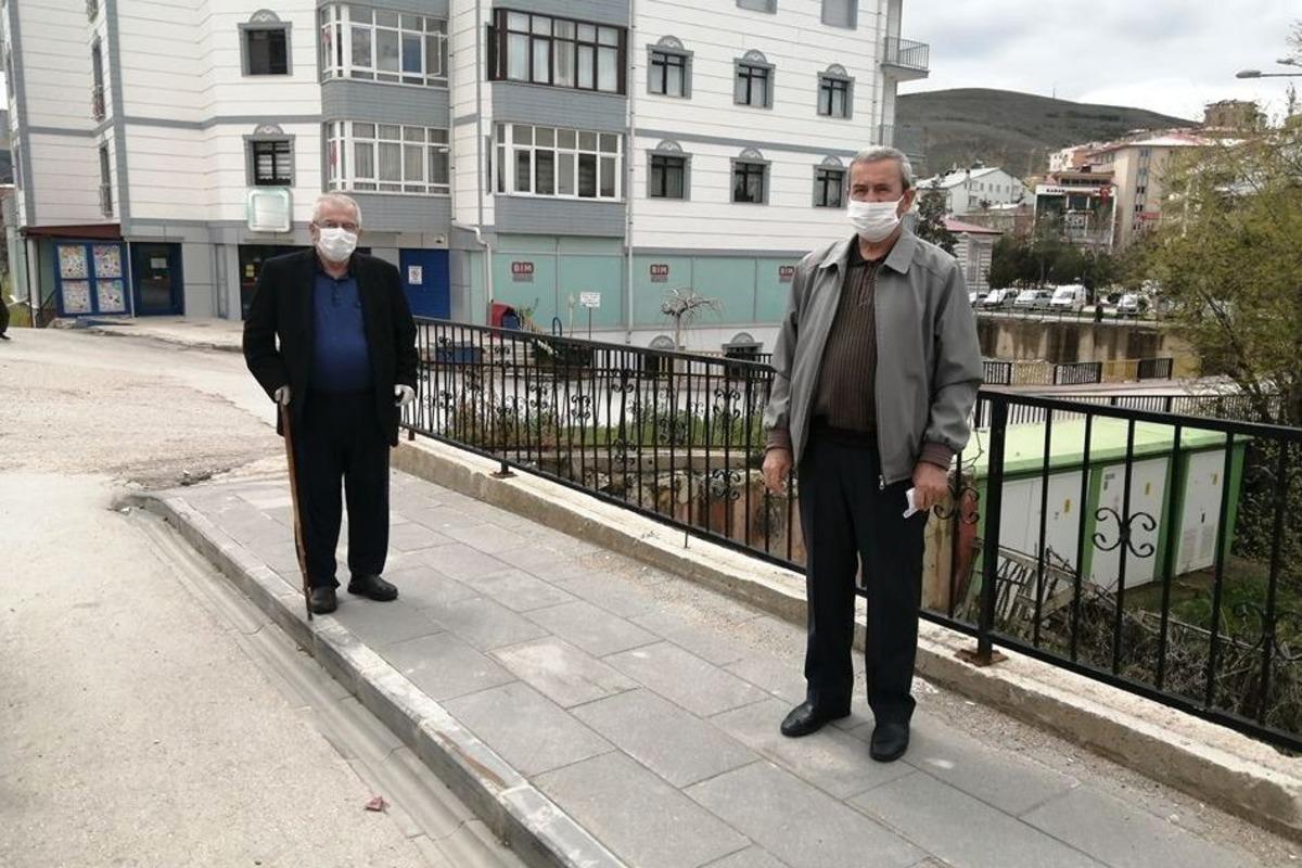 Bayburt&rsquo;ta 65 yaş ve &uuml;st&uuml; vatandaşlar nefes aldı