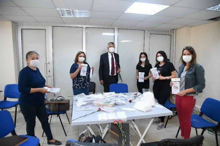 Adanalıya 2,5 milyon maske G5