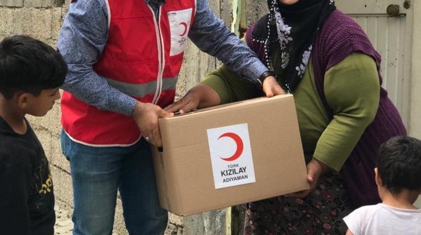 Kızılay&rsquo;dan 12 bin 800 aileye yardım