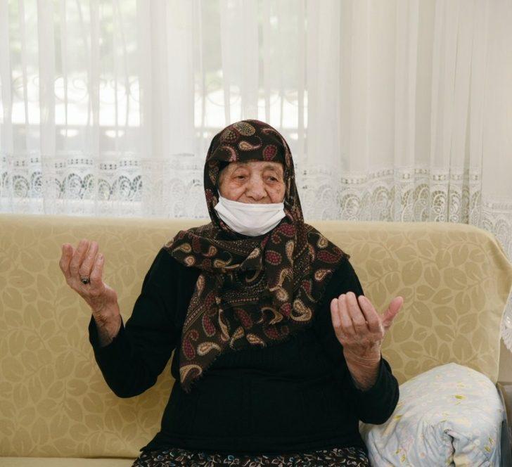 Vali Köşger’den 110 yaşındaki Anahanım anneye ziyaret G2