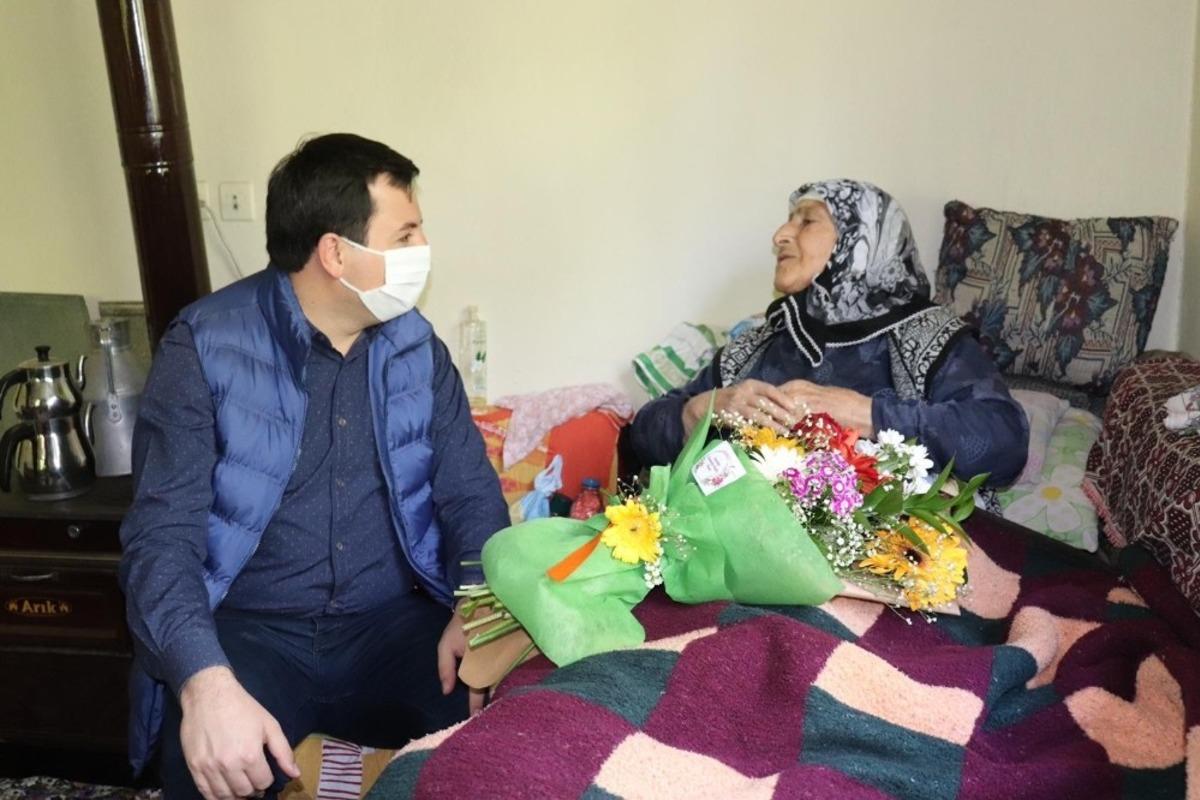 95 Yaşındaki N&uuml;rvet Nine&rsquo;nin Anneler G&uuml;n&uuml; unutulmadı