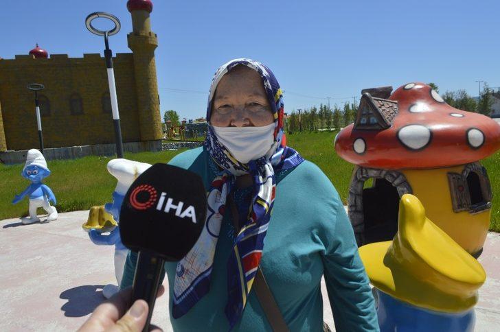 65 Yaş üstü park ve bahçelere akın etti G5