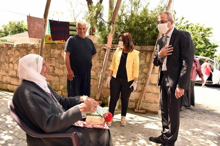 Bozdoğan’dan ’Anneler Günü’nde anlamlı ziyaret G1