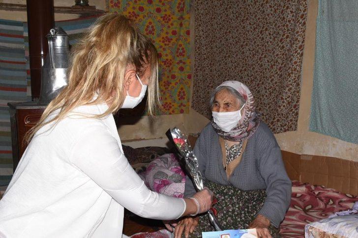 Bozdoğan’dan ’Anneler Günü’nde anlamlı ziyaret G4