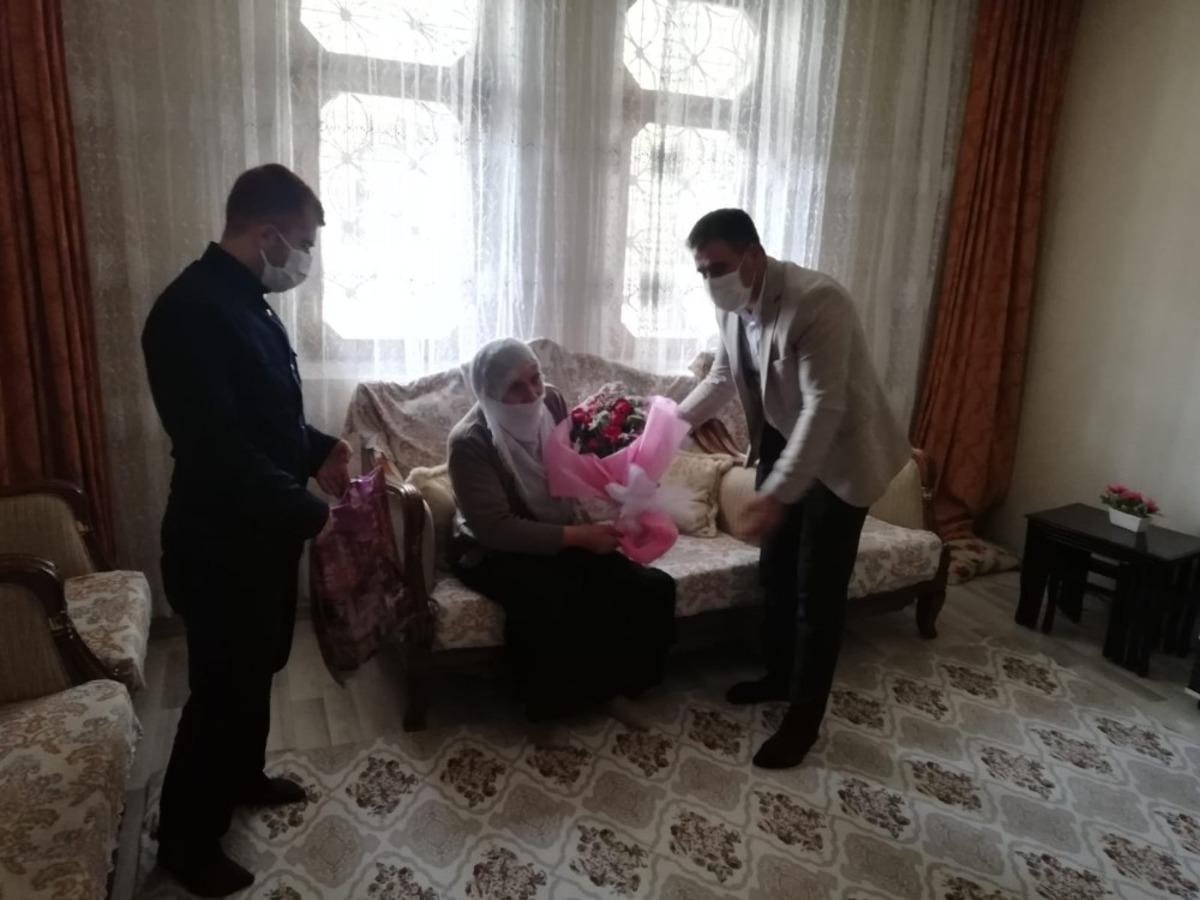 Şehit annelerine &ldquo;Anneler G&uuml;n&uuml;&rdquo; ziyareti