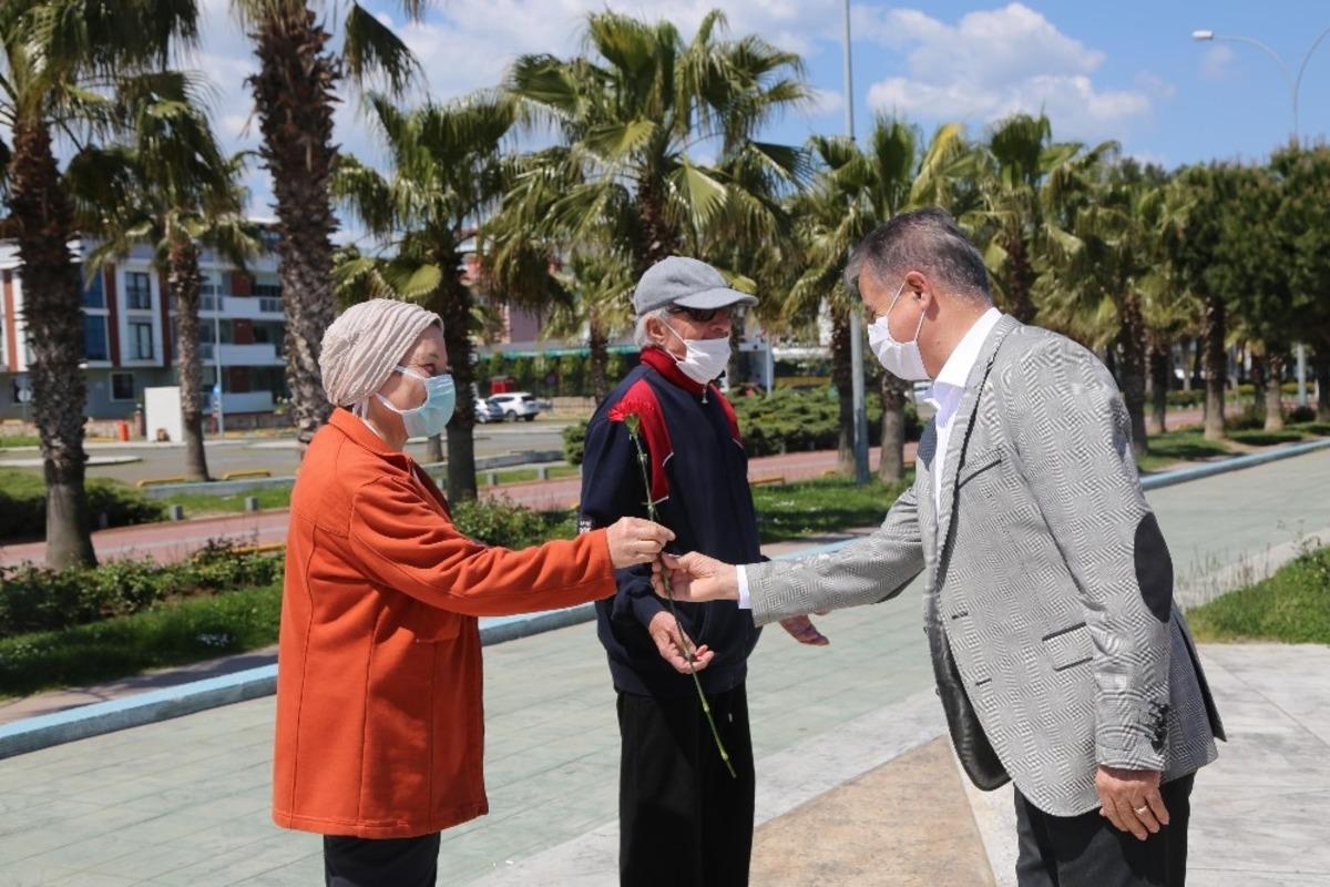 Atakum Belediyesi Anneler G&uuml;n&uuml;&rsquo;n&uuml; unutmadı