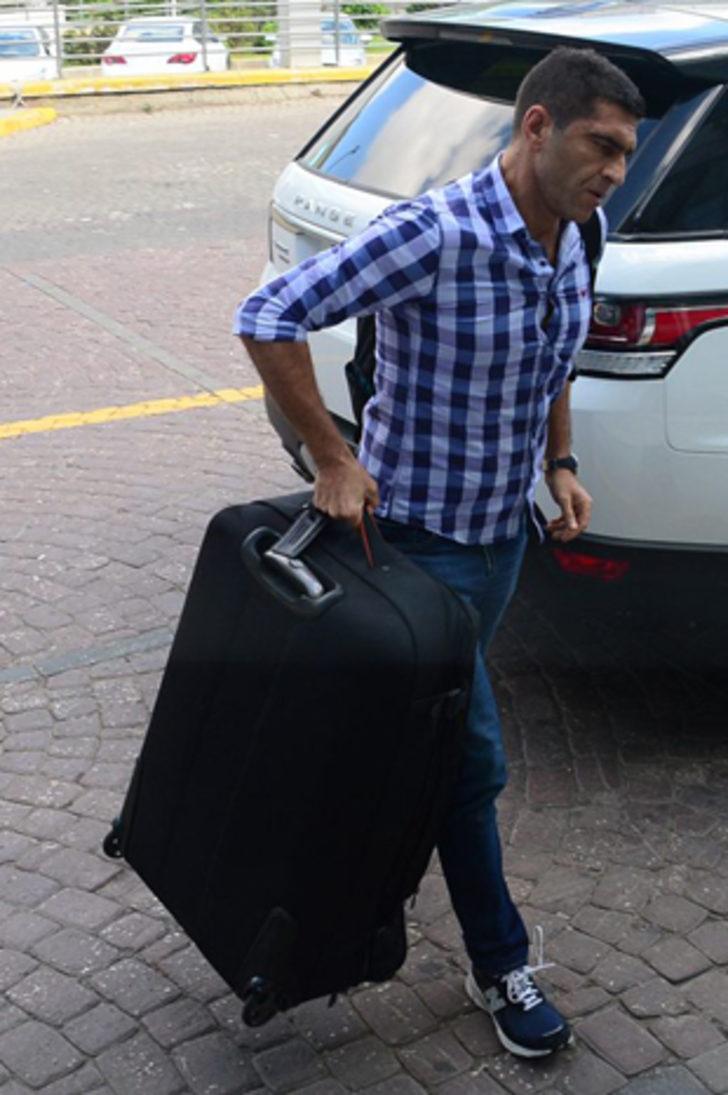 Nefise Karatay'ın ağzını bıçak açmıyor G5