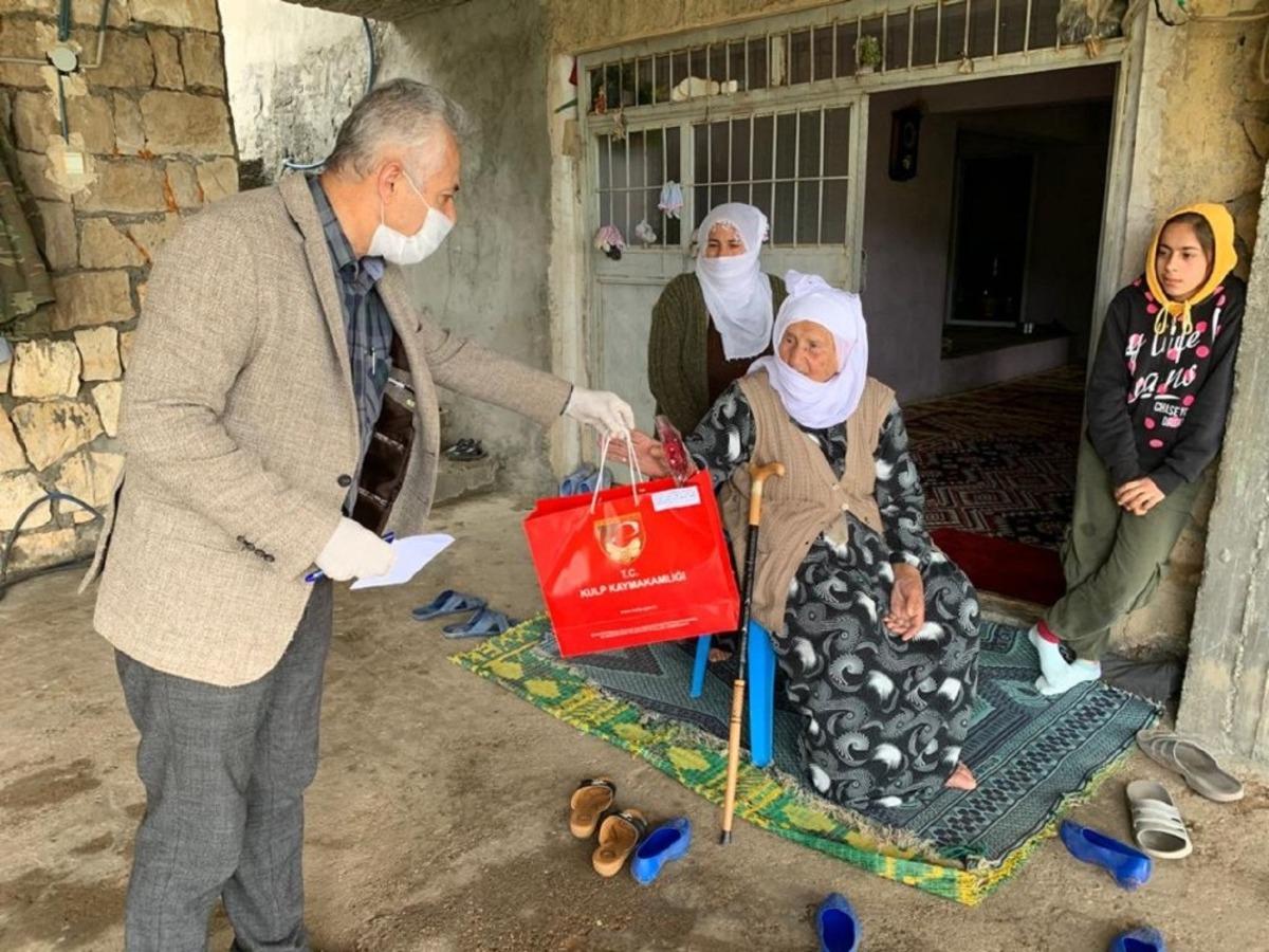 Kulp Vefa Sosyal Destek Grubundan Anneler G&uuml;n&uuml; s&uuml;rprizi
