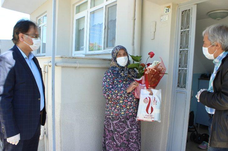 Anneler Gününde şehit annelerini yalnız bırakmadılar G5