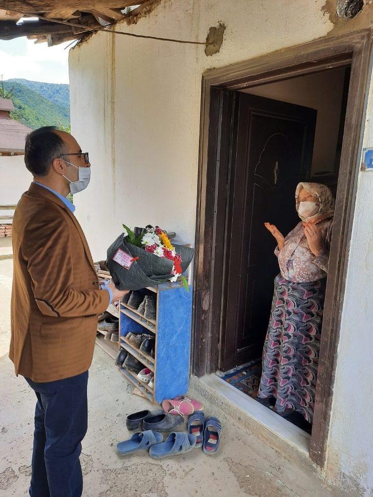 Kaymakam Vedat Yılmaz , şehit annelerini unutmadı G4