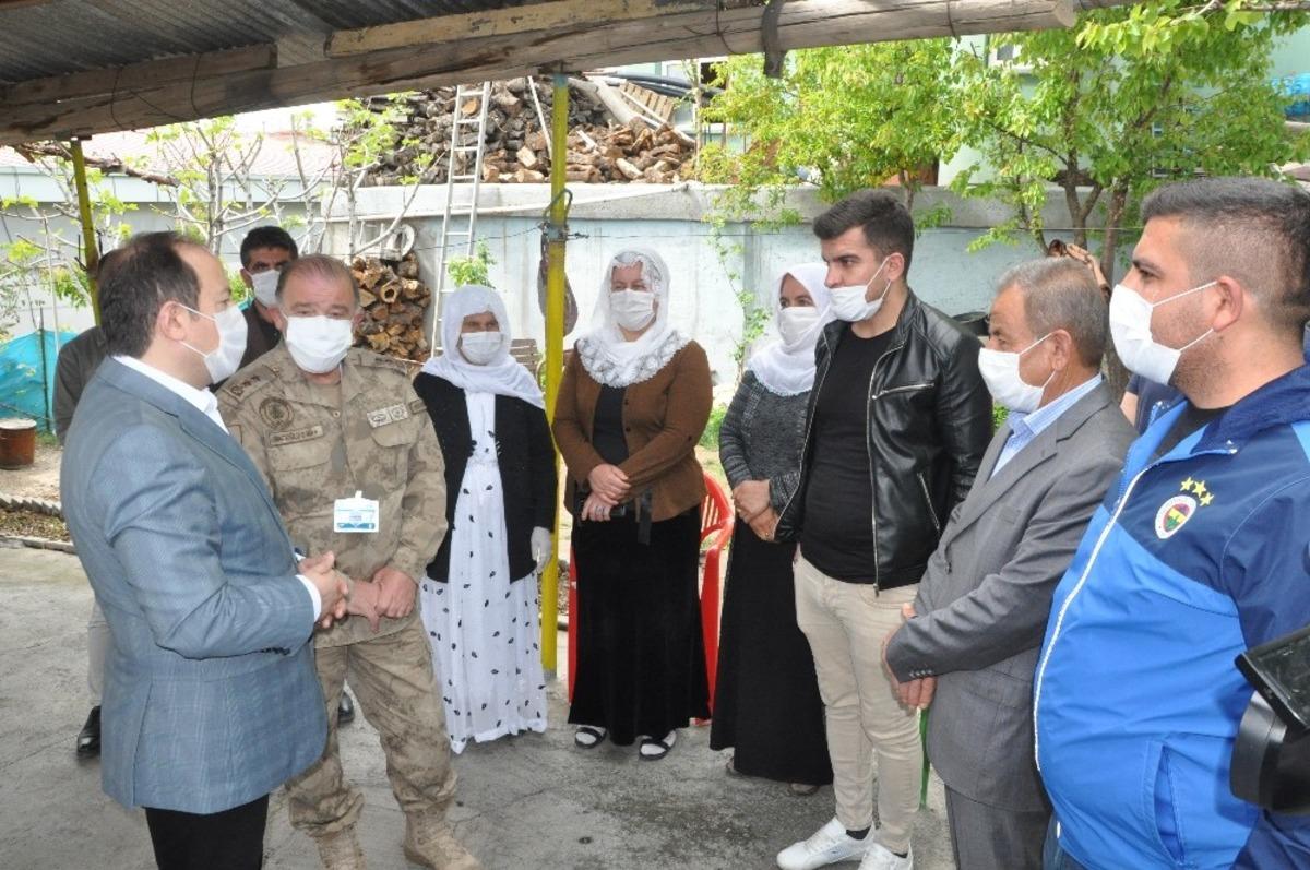 Vali Pehlivan&rsquo;dan şehit annelerine ziyaret