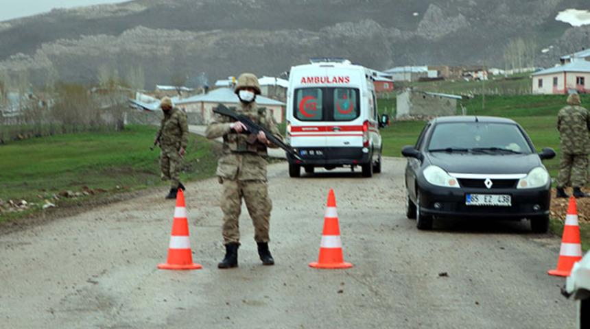 Van Valisi 'En riskli dönemi yaşıyoruz' mesajıyla uyardı