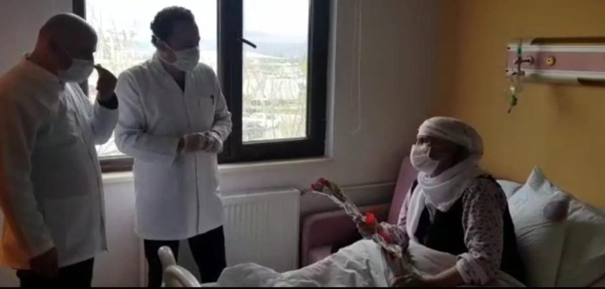 Van&rsquo;da korona v&uuml;ris tedavisi alan anneye moral