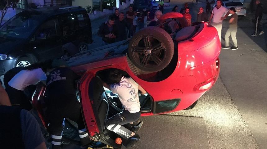 Kaza yaptığını görünce kocası sinir krizi geçirip dakikalarca ağladı