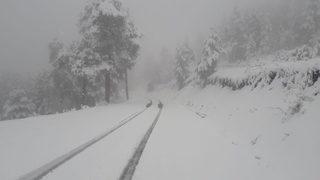 Erzurum'da mayıs ayında karla mücadele! Yollar kapandı