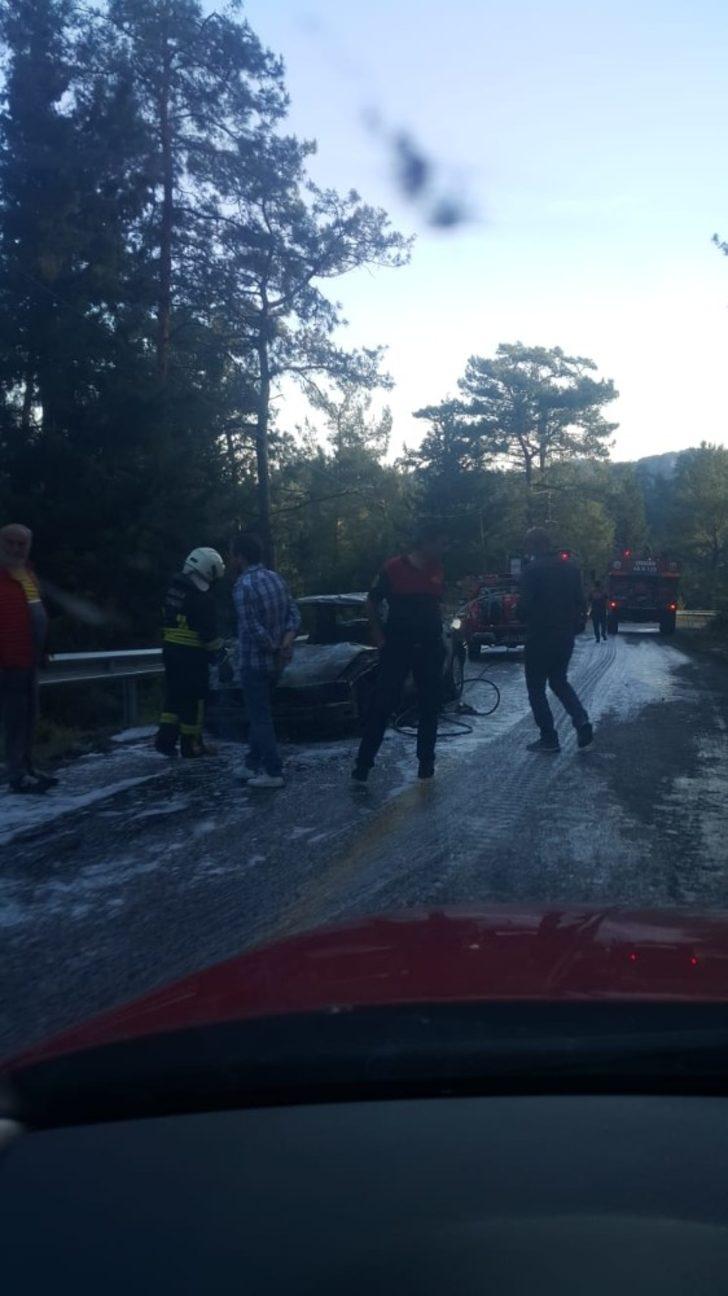 Marmaris’te yanan araç kullanılmaz hale geldi G3
