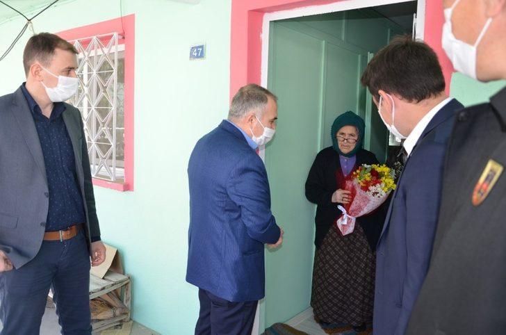 Kaymakam Duru, şehit annelerini unutmadı G3