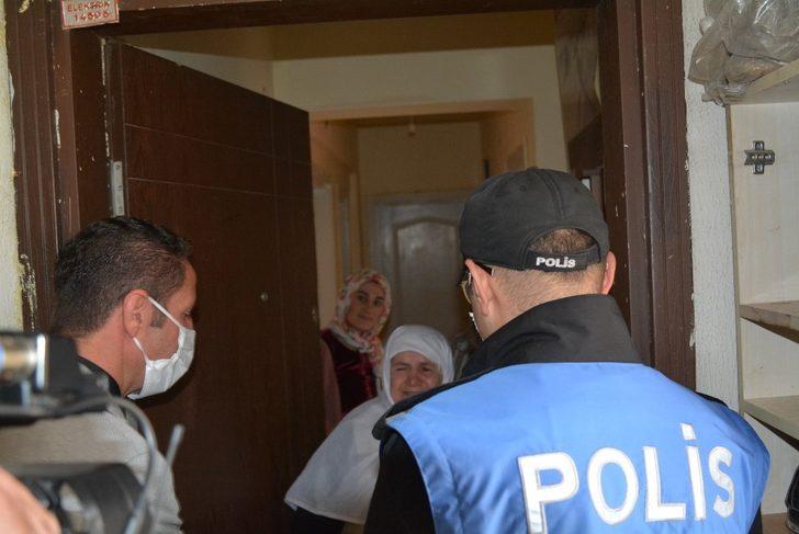 Valinin selamını alan şehit annesi gözyaşlarını tutamadı G4